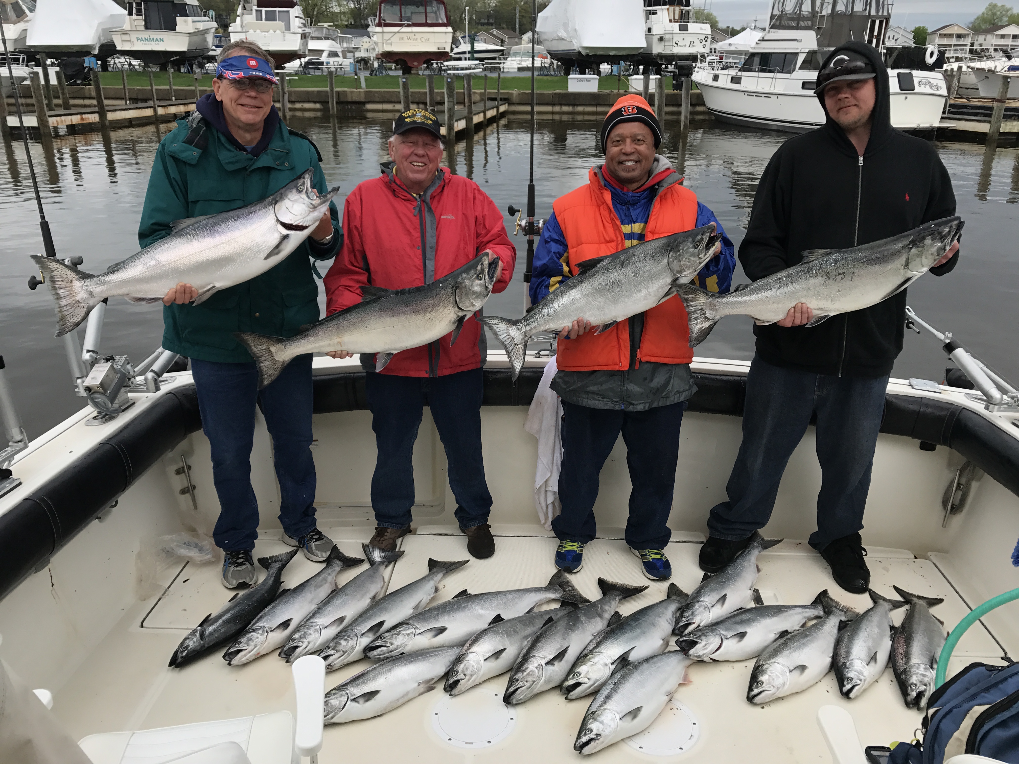 LAKE MICHIGAN CHARTERS — Lake Michigan Fishing Charters Seahawk